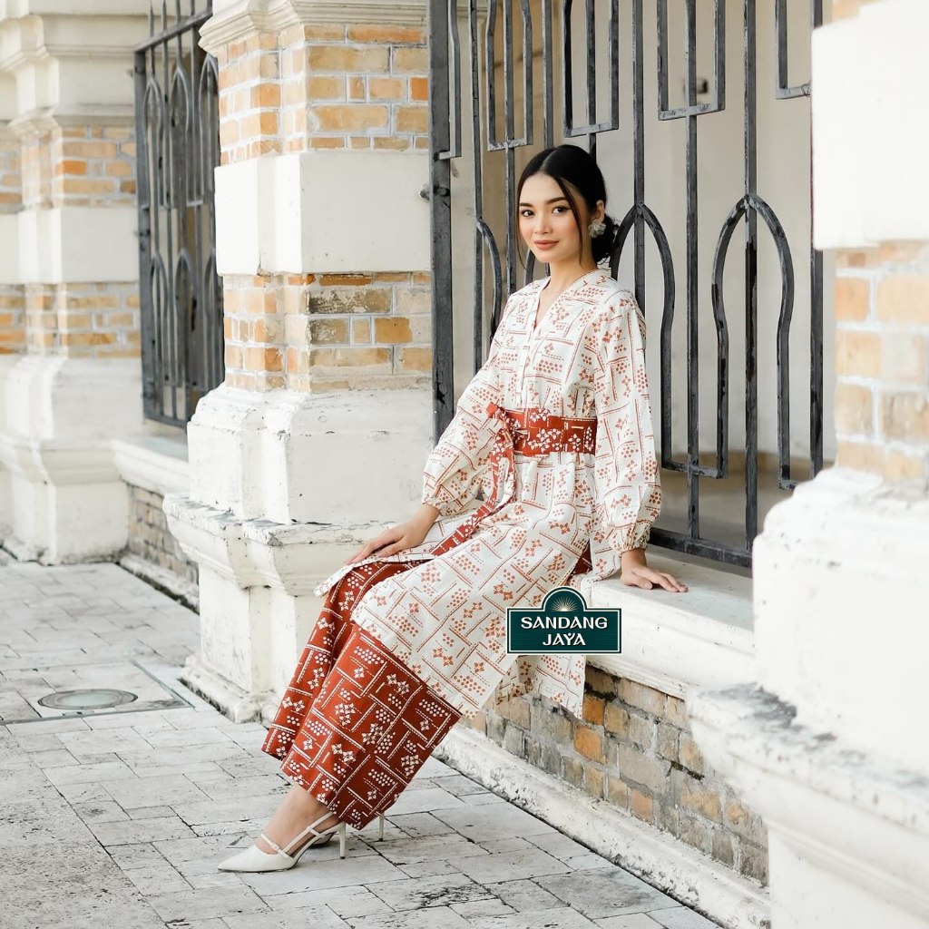 SANDANG JAYAA - Oneset Lentera Hati Pijar Batik Cap Atasan Wanita Terbaru Kekinian Outfit Kondangan 