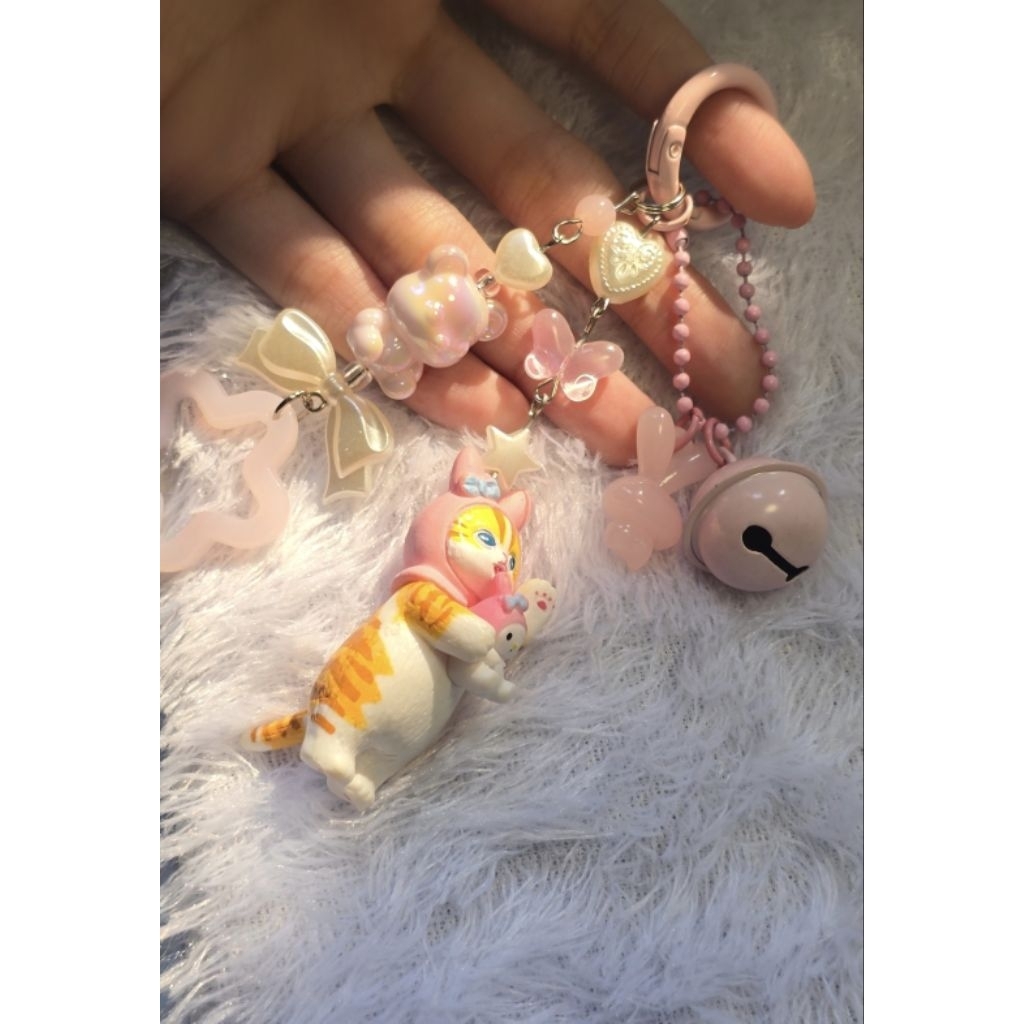 Mofusand x sanrio super cute keychain