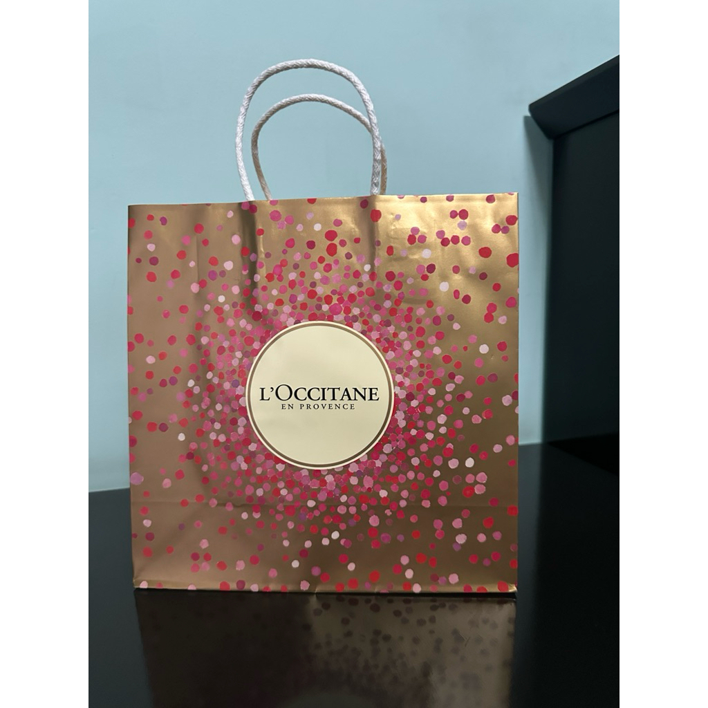 

paperbag loccitane medium