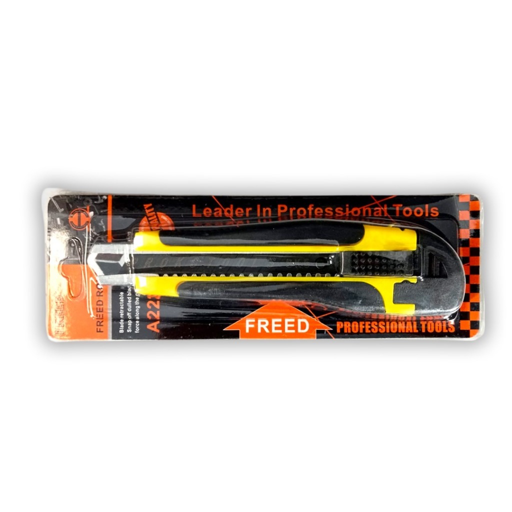 

FREED Cutter Pisau Cutter A222 – 18mm + 3 Mata Pisau Baja Hitam Anti Karat