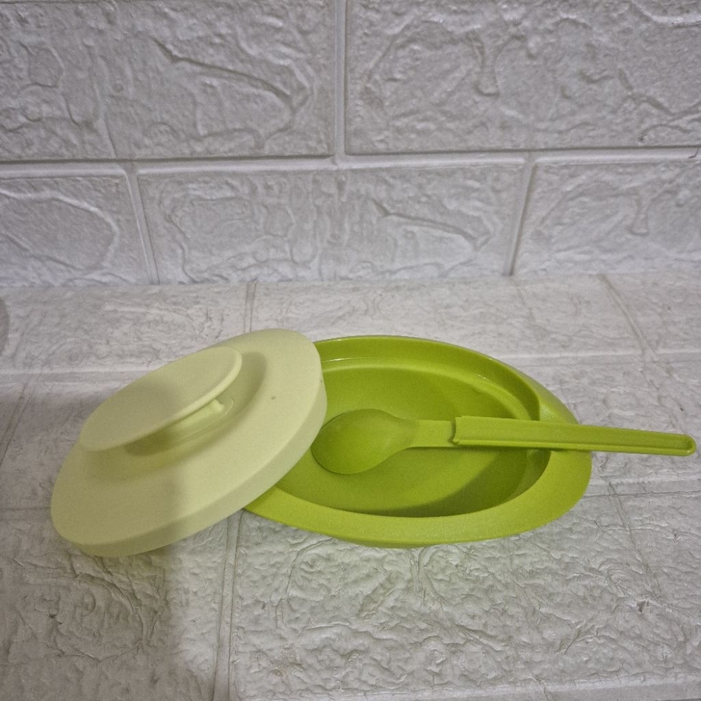 Blossom sambal Dish withbspoon Tupperware