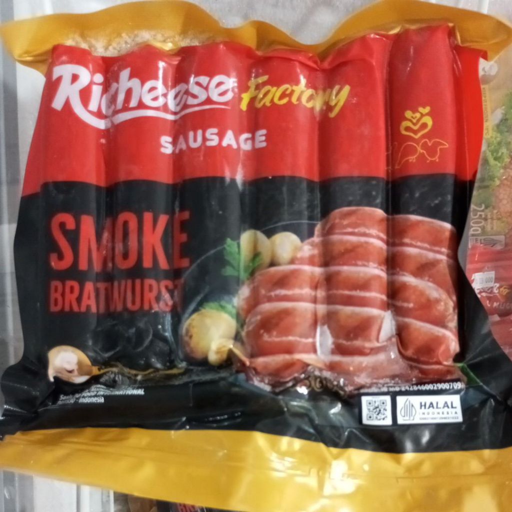 

Smoke Bratwurst sosis Richeese 360gr