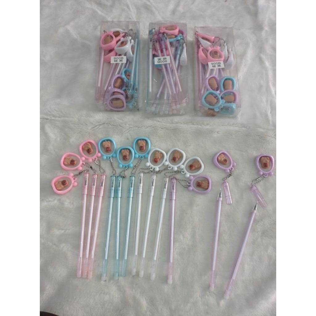

(1Pack Isi 12) BollPoint Gel Gantung Karakter / Pulpen Gel Fancy