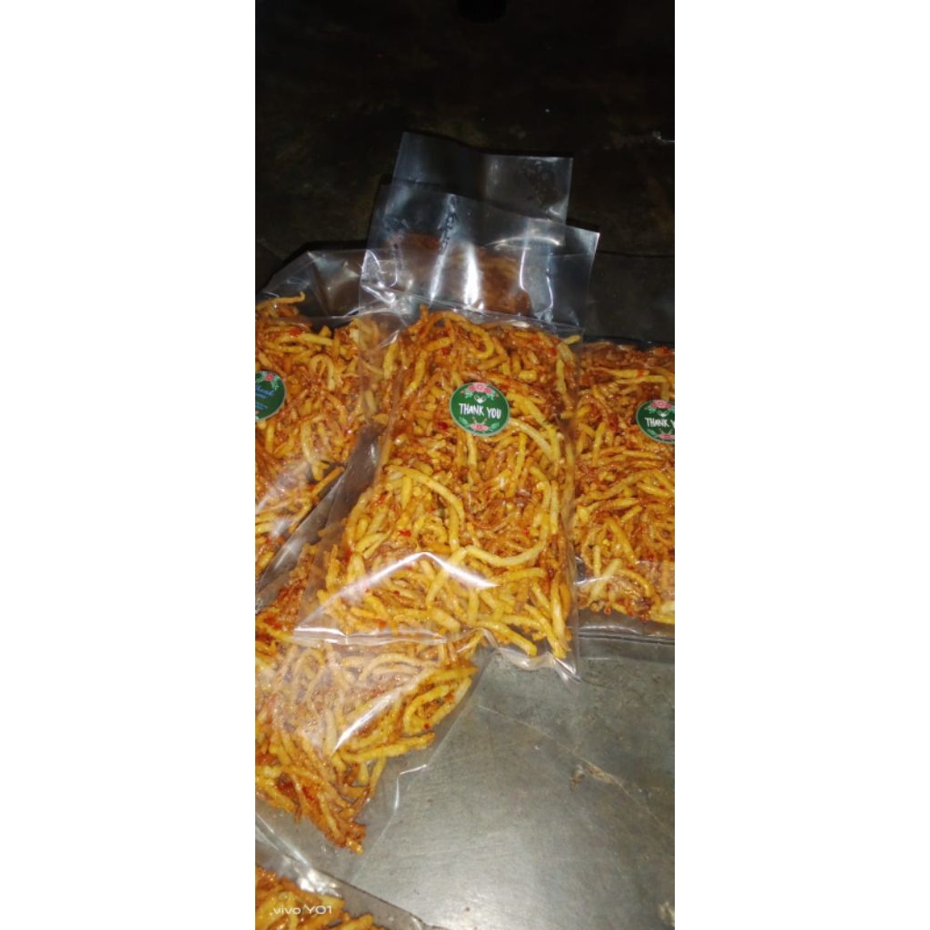 

Cemilan stik pepaya pedas manis gurih 500gr