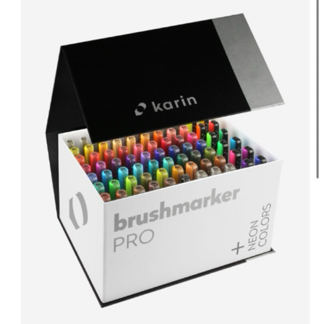 

Karin markers Brushmarker PRO MegaBox Plus | Set of 72 + 3 Blenders