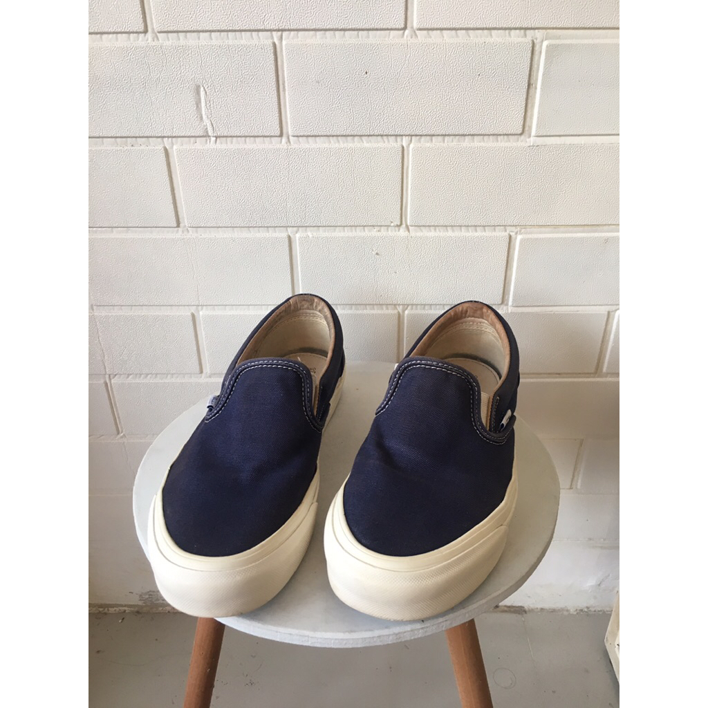 sepatu vans slip on OG navy preloved bekas seken second