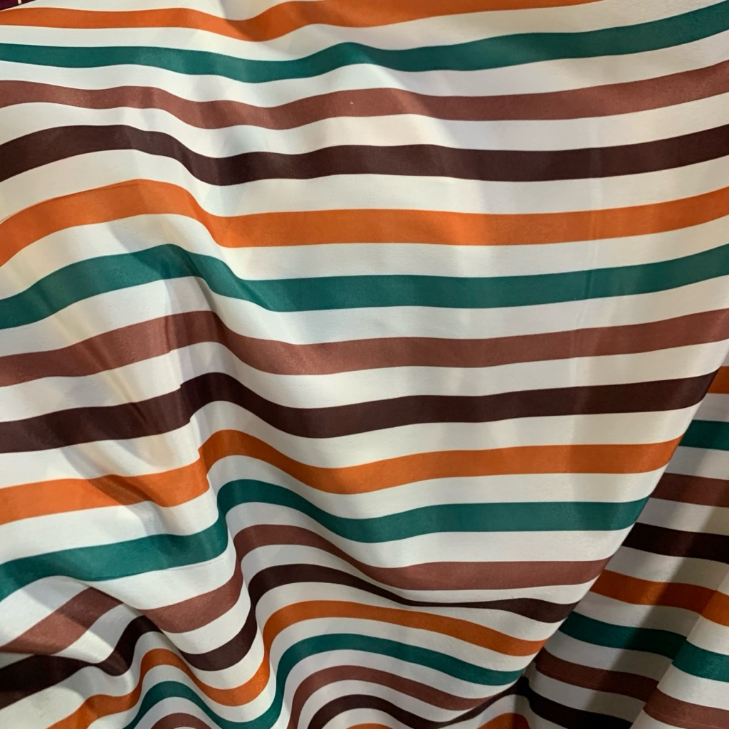 kain silk premium - kain satin silk abstrak - kain silk motif - kain armany silk - kain silk import