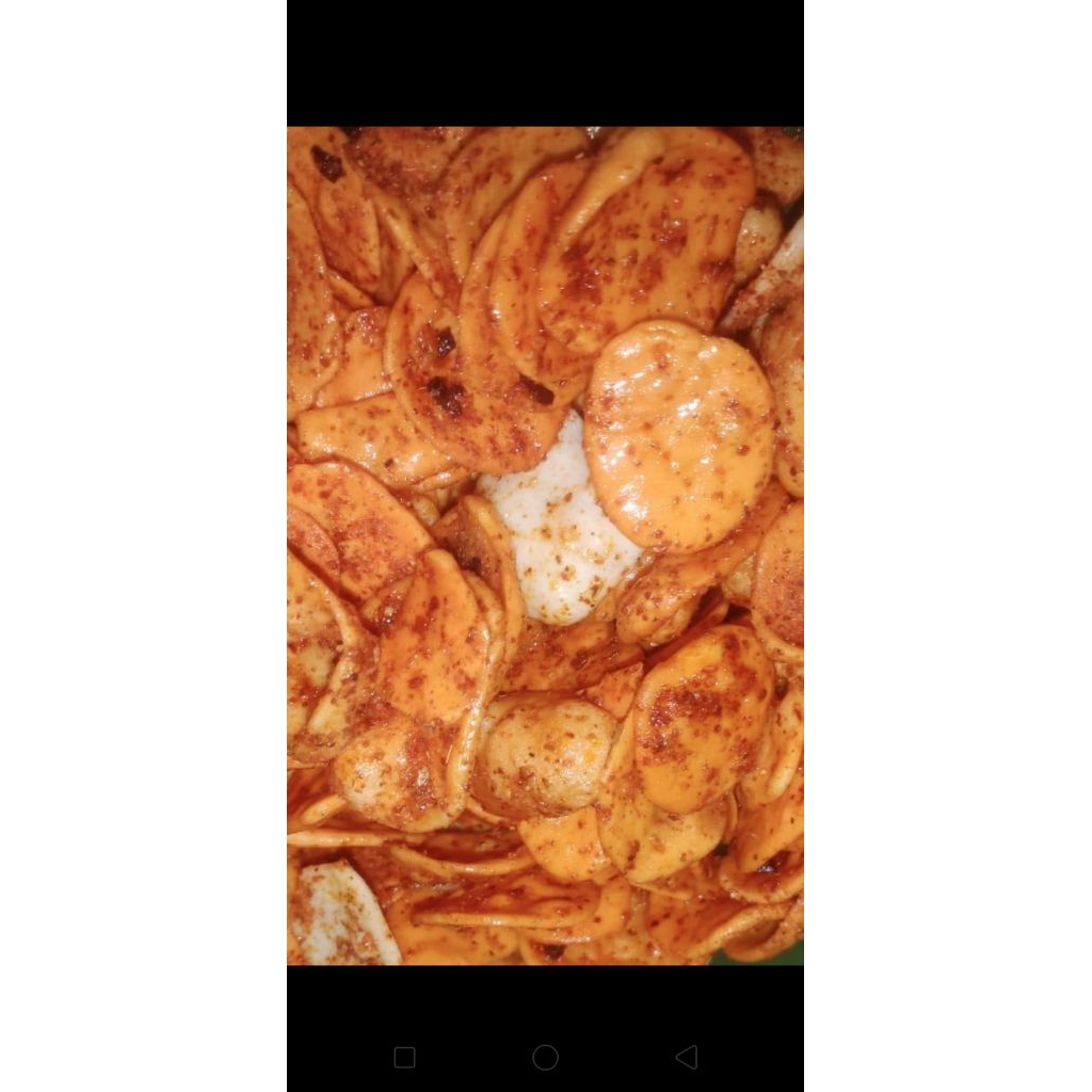 

cemilan pedas 250 gram seblak kering kerupuk kemplang pedas