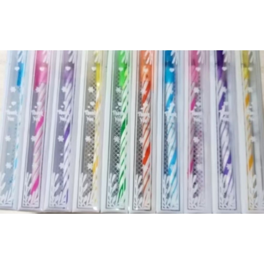 

Souvenir pulpen / hampers kemasan mika