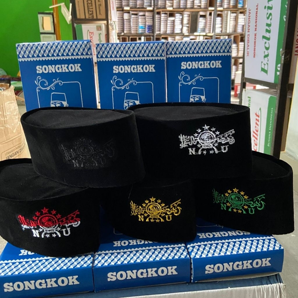 Peci NU Tinggi 9 cm Kupluk Hitam Kopyah Logo Bordir Hijau Kuning Emas Merah Putih