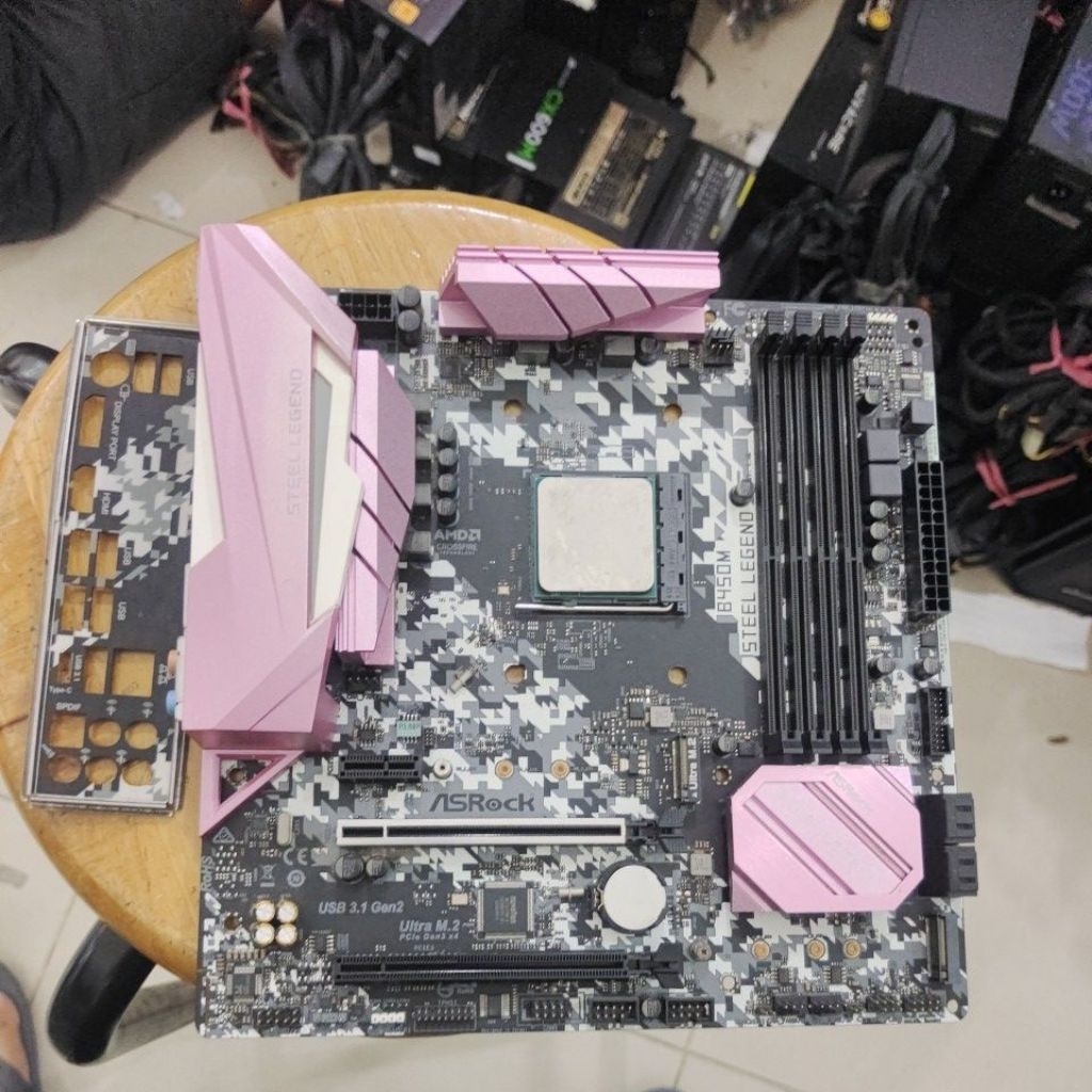 mainboard asrock b450m steel legend ddr4 + procsesor AMD ryzen 5 3600