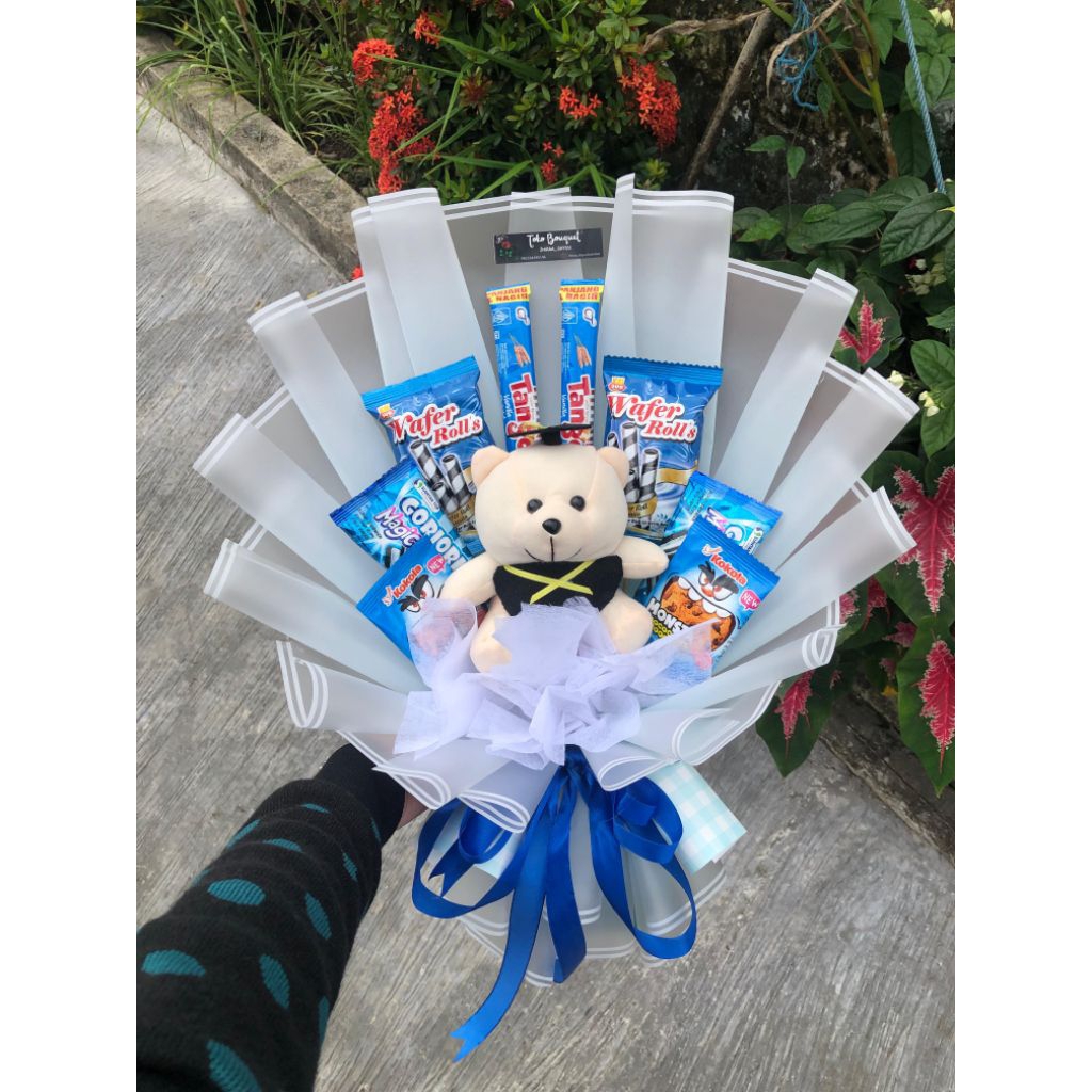 

buket snack boneka wisuda