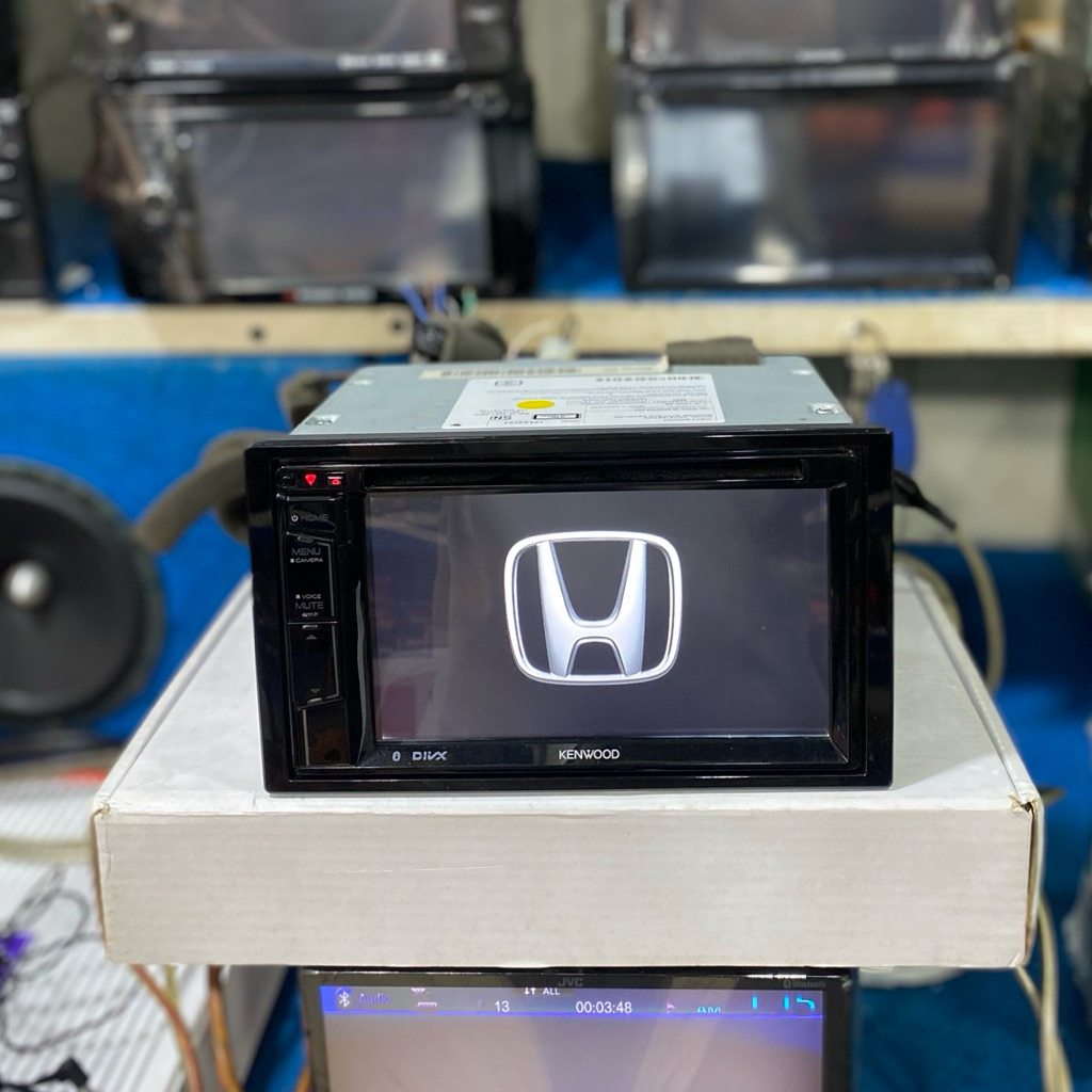 Head Unit Merk Kenwood DDX418BT Original Honda Brio RS