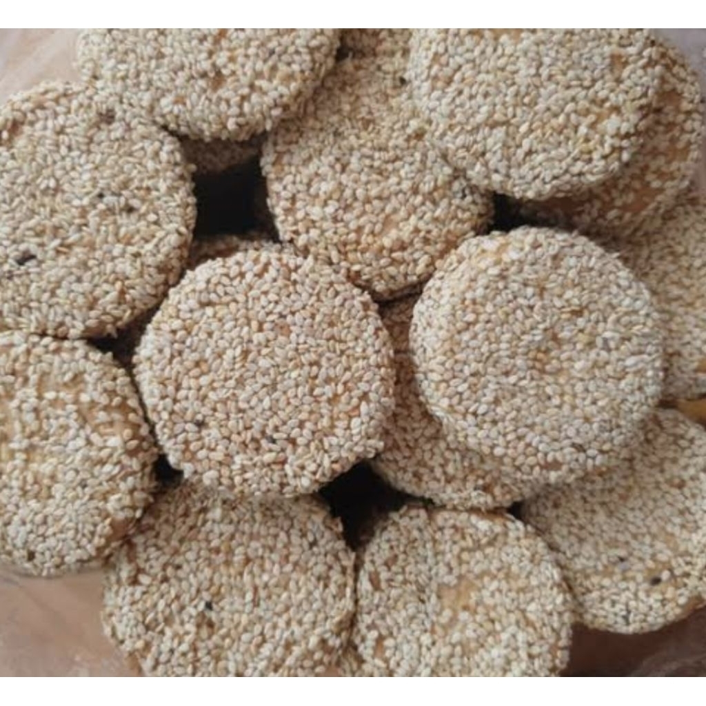 

kue mari wijen