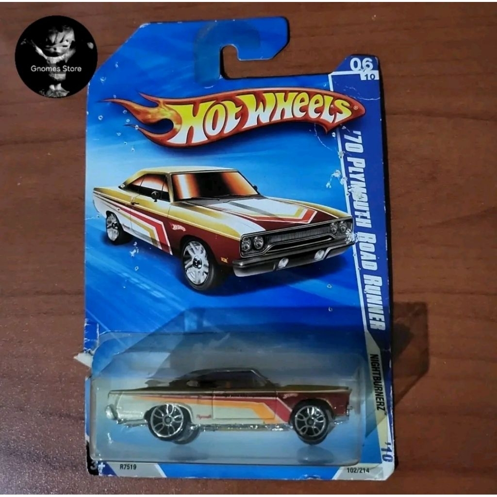 Hot Wheels 70 Plymouth Road Runner Nightburnerz