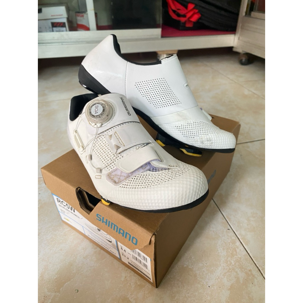 sepatu shimano RC5 size 37 seken sepatu sepeda sepatu cleat shimano