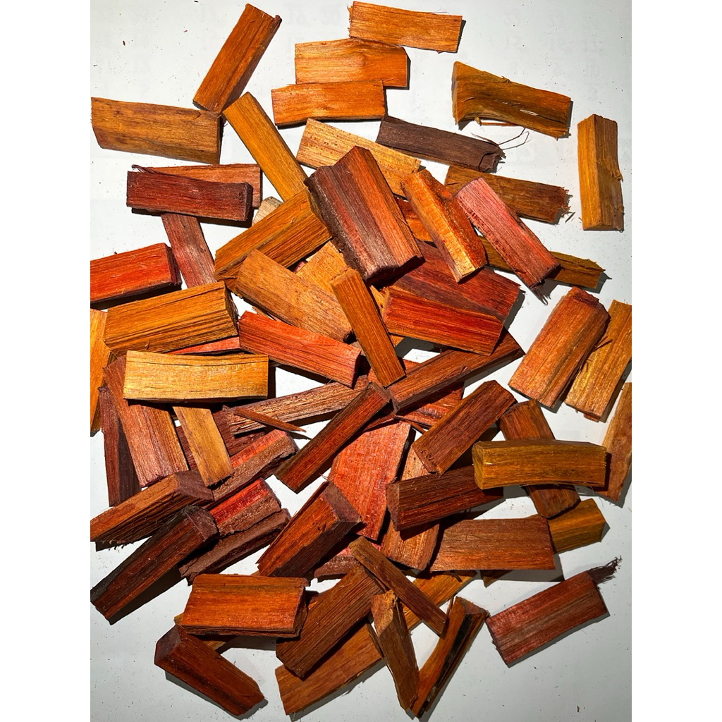 

Kayu Secang 2kg & 1kg GradeA Kualitas Ekspor premium