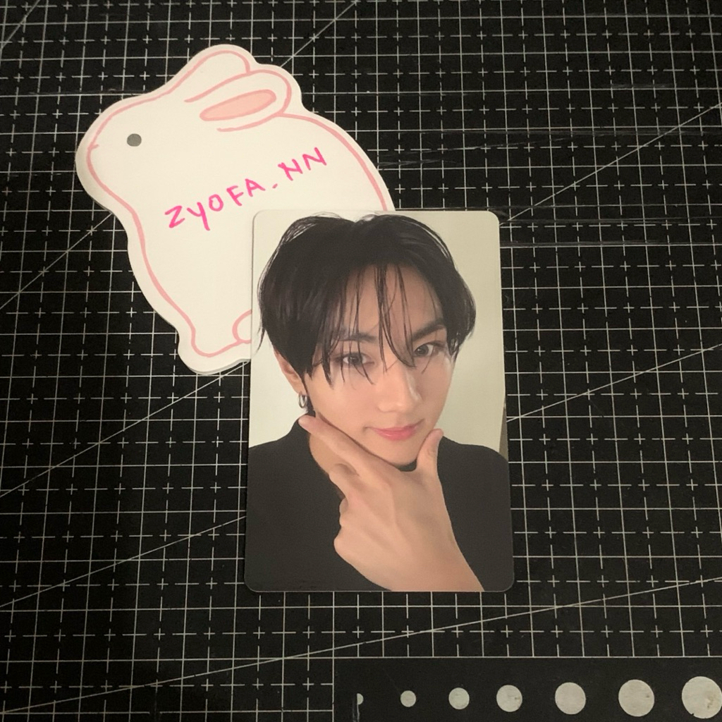 

DICON ENHYPEN JUNGWON SOLO DAGU 2024 PHOTOCARD OFFICIAL