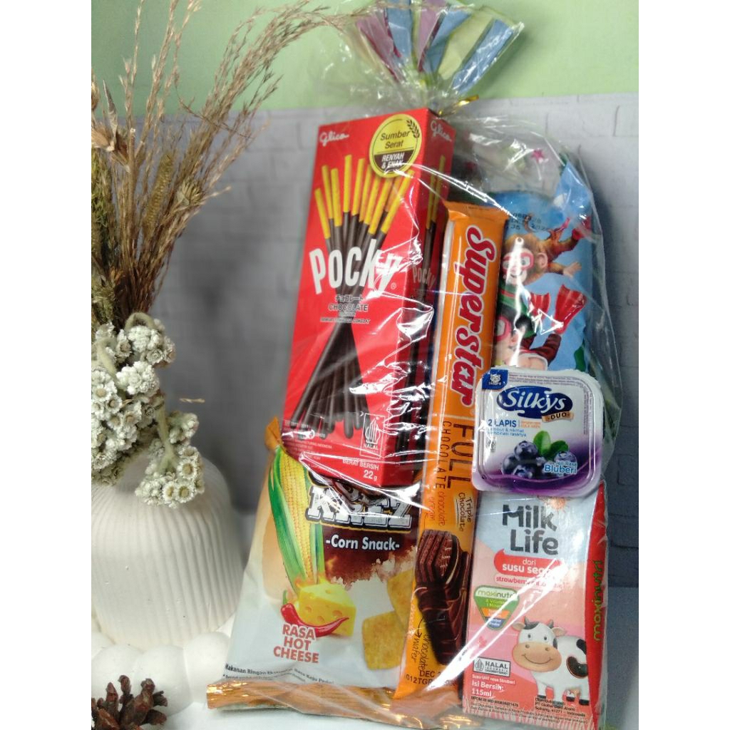 

Bingkisan snack Ultah