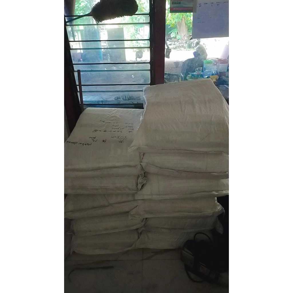 Plastik Es Batu kristal berkualitass