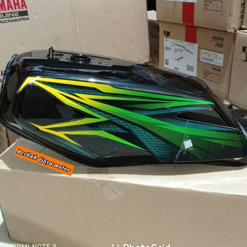 TANK TANGKI bensin thaun 2005 HITAM STRIPING HIJAU RX KING RX-KING