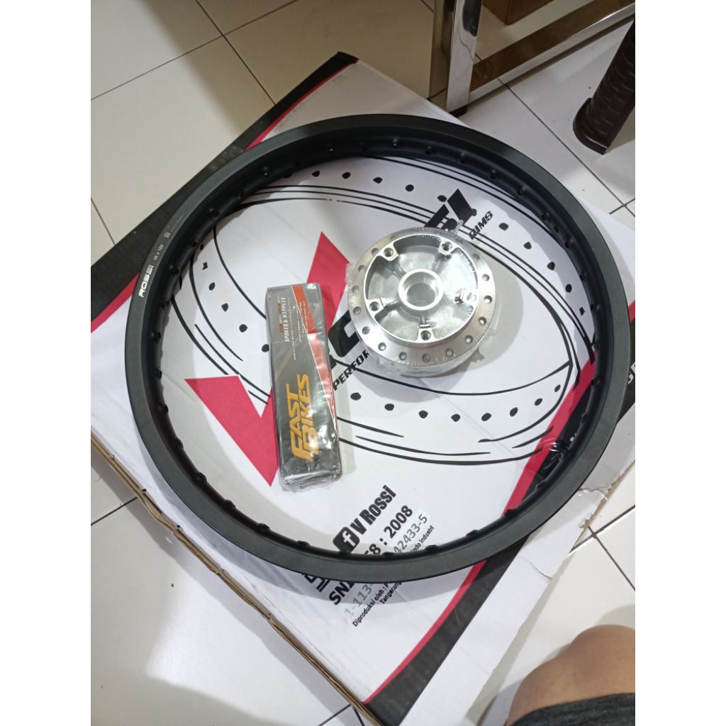 Set Velg Rossi Depan ring 19 lebar 160 Vixion new /Vixion old trail Yamaha Vixion new old modifikasi
