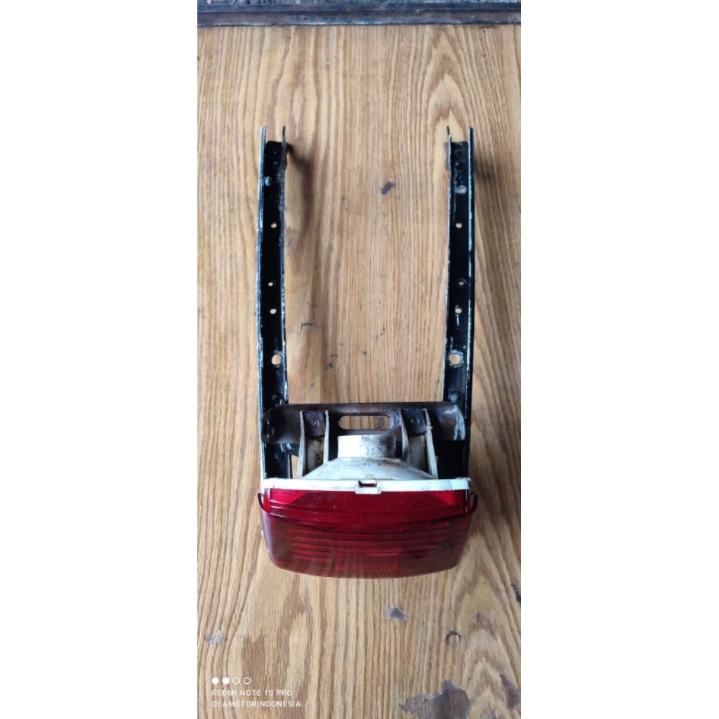 Lis lampu belakang GL pro / GL Max original / stoplamp belakang GL pro / GL max original / cover Lis