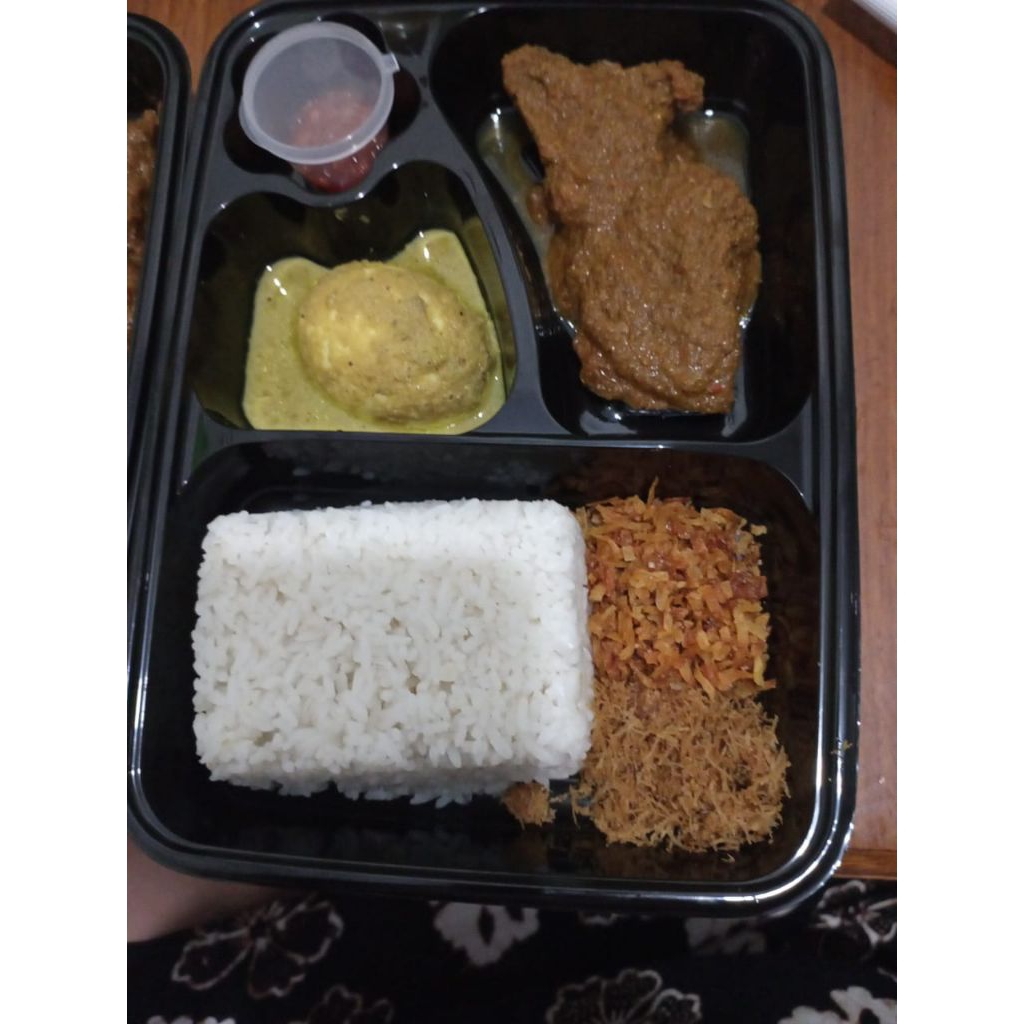 

Nasi Khas Madura Hj Nur