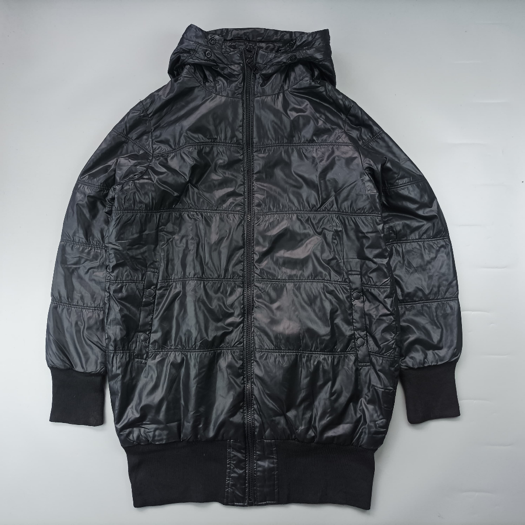 Uniqlo warm half coat suze M wanita G097