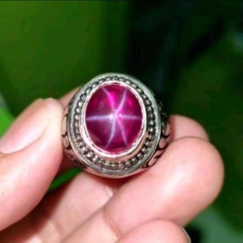 cincin merah siam bangkok star