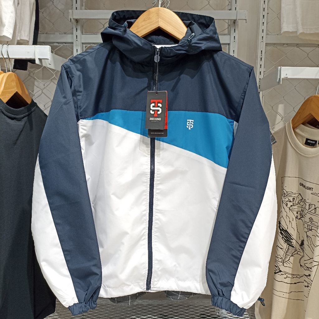 3SECOND - JAKET PARASUT PRIA REGULAR FIT ORIGINAL 3SECOND