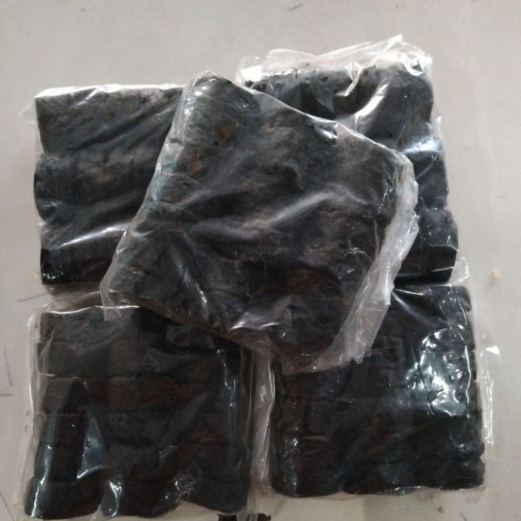 

kluak masak per bungkus