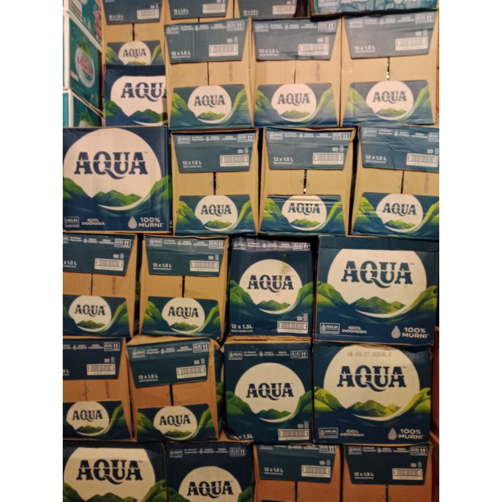 

Aqua besar 1500ml 1 dus isi 12 botol