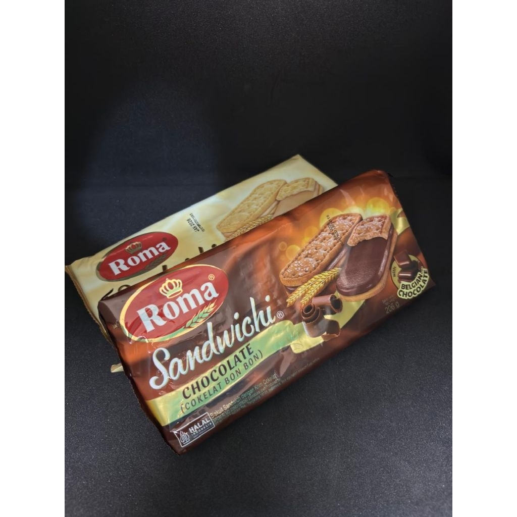 

Roma sandwichi