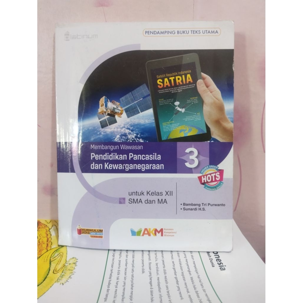 buku ppkn/pkn, agama islam kelas 12/XII/3 sma ma platinum akm hots