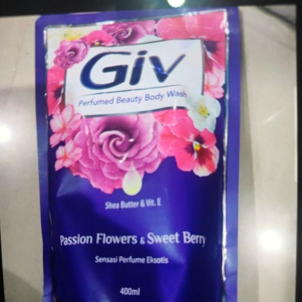 Sabun GIV Cair Sabun Mandi - 400ml