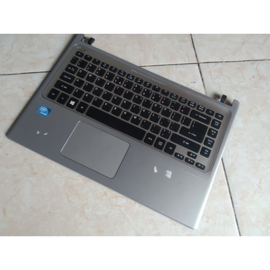 Casing /Topcase/Palmres  Acer V5 431