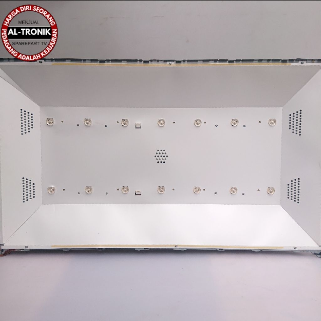 1 SET BACKLIGHT TV COOCAA 32 INCH MODEL 32E2A22G BL BACK LIGHT COOCAA 32E2A22G 32E2A 32E2A22