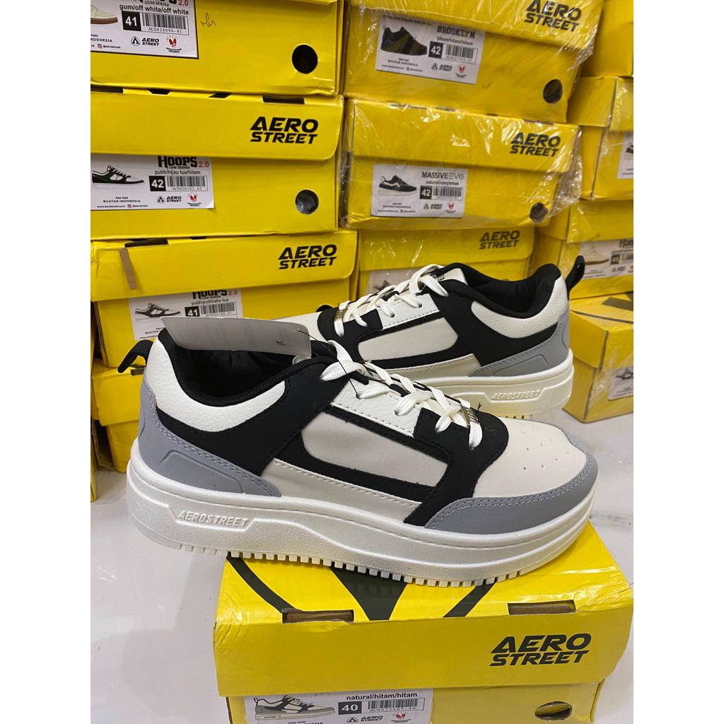 Aerostreet 37-44 Brooklyn Natural Hitam