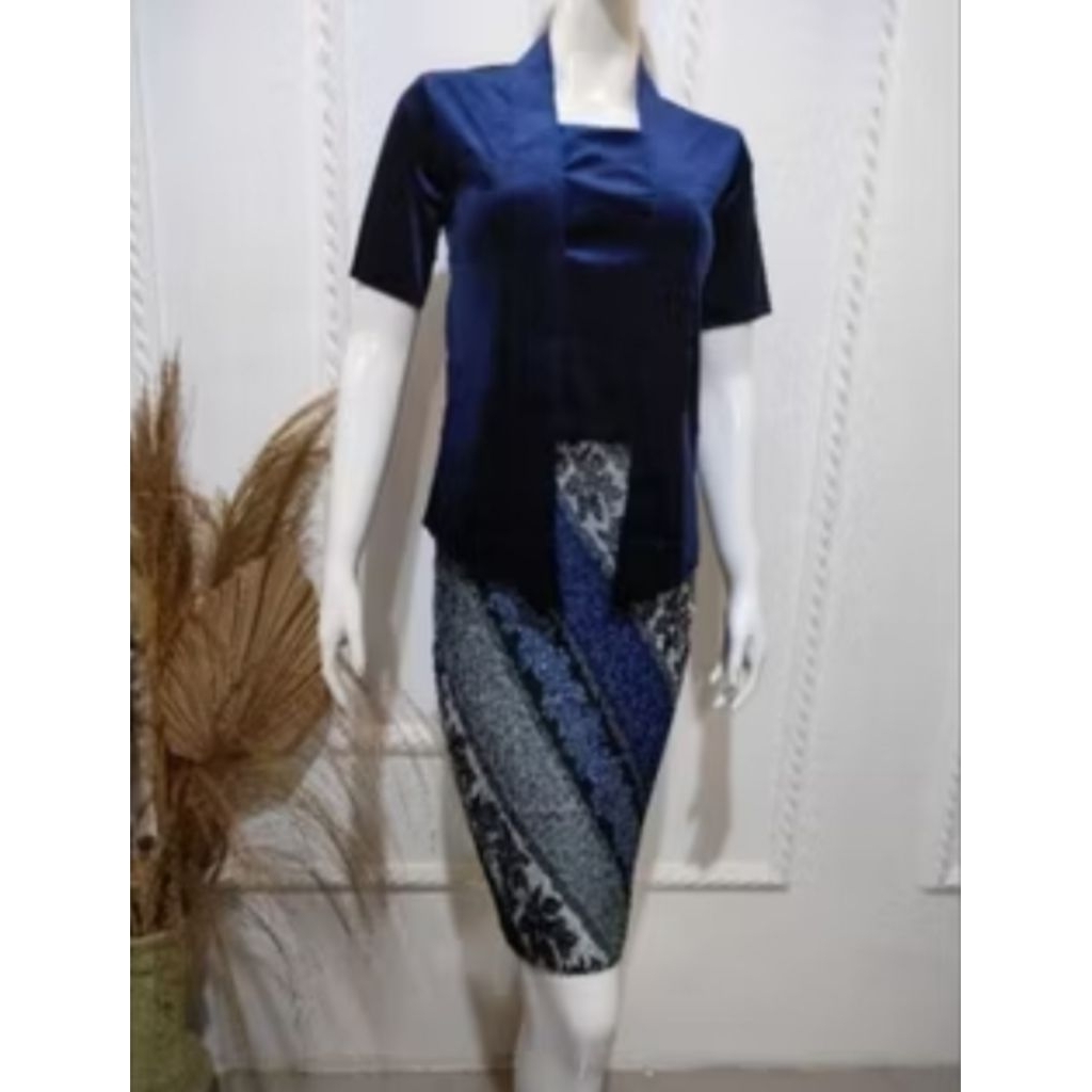 Kebaya bludru kutubaru lengan pendek atasan wanita