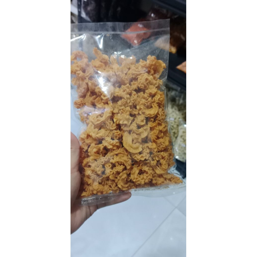 

chio mie / snack viral chio mie / chio mie pedas gurih