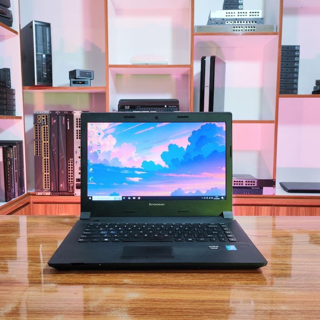 LAPTOP Lenovo Ideapad B80-40 Intel core i5 gen 4 RAM 8GB DDR3 SSD 128GB AMD Radeon HD 8500M 2GB DDR3