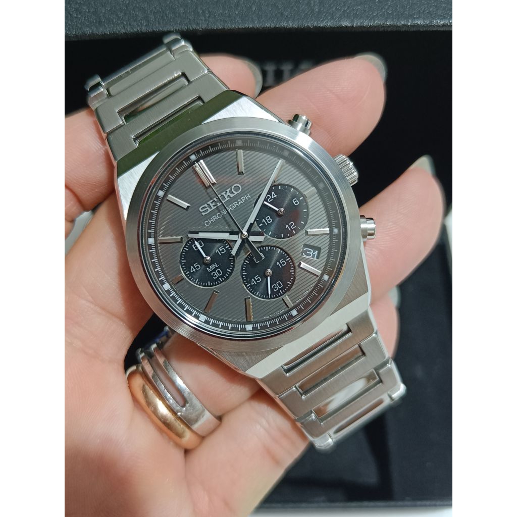 Seiko chronograph SSB455P1 original bekas lengkap box bagus normal semua siap pakai