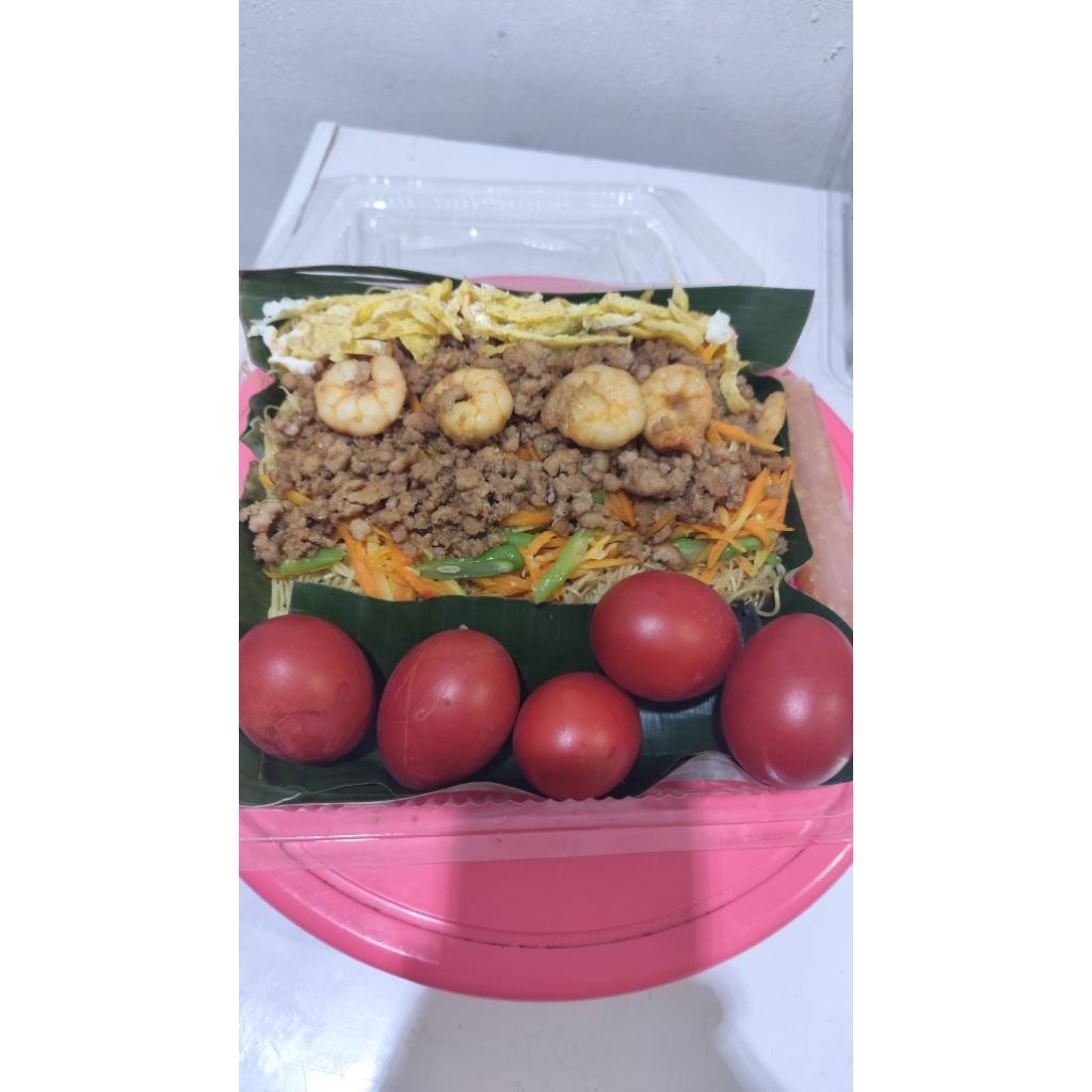 

Mie ulang tahun komplit / mie panjang umur / mien sien kalimantan / masakan kalimantan