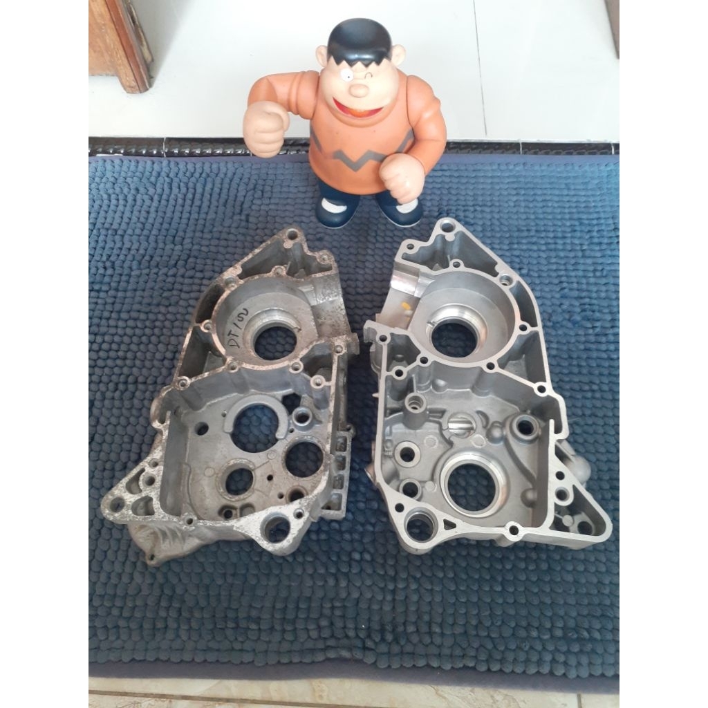 Crankcase Krengkes Tengah Blok Block Yamaha DT100 DT 100 Original NOS Blank Number