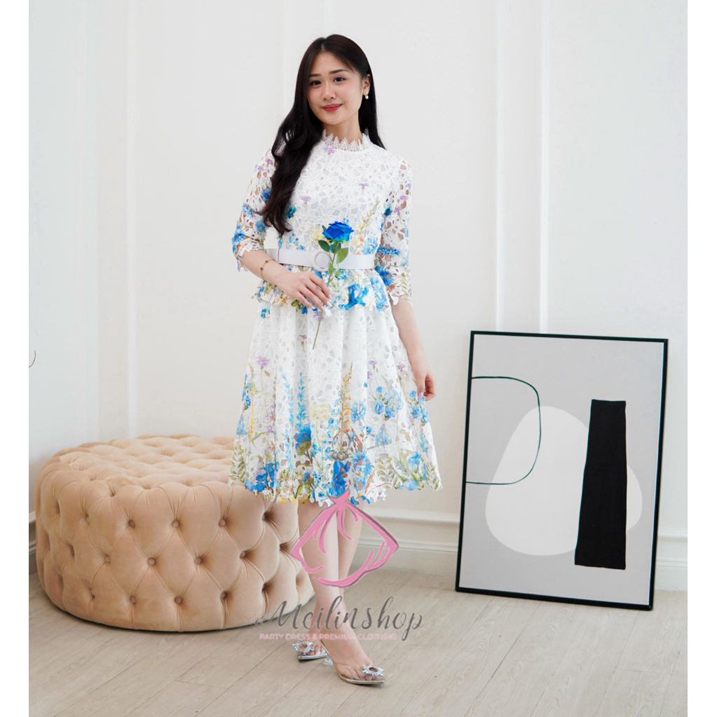Flower Lace Gradation Dress Kondangan/Gereja Putih Biru Pink Bunga bunga korean style lucu mewah Bro