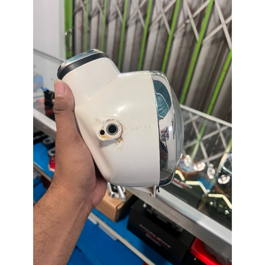 Batok lampu CD original warna putih lampu CD ori