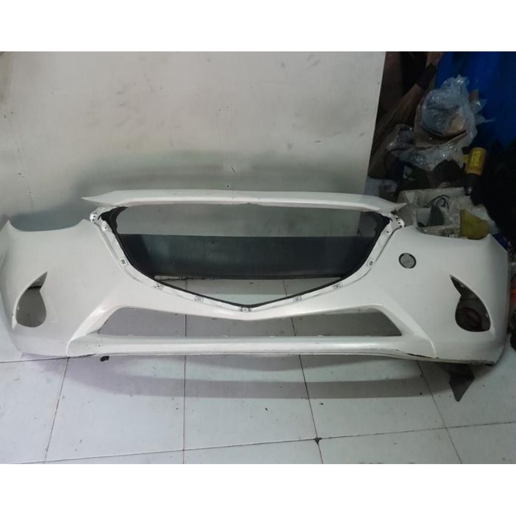 bumper depan mazda 2 Skyactiv original