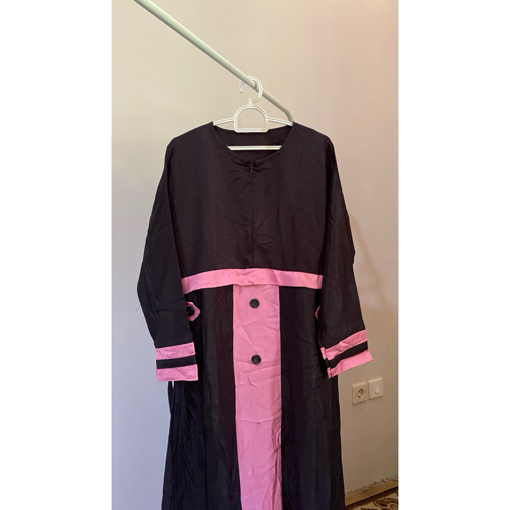 Preloved Gamis Hitam Pink