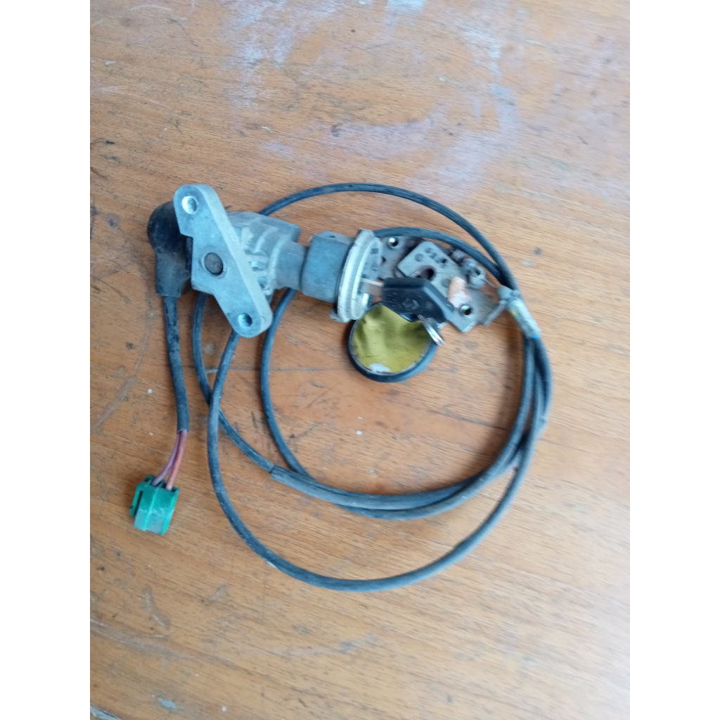 kunci kontak shogun 125 FL,axelo